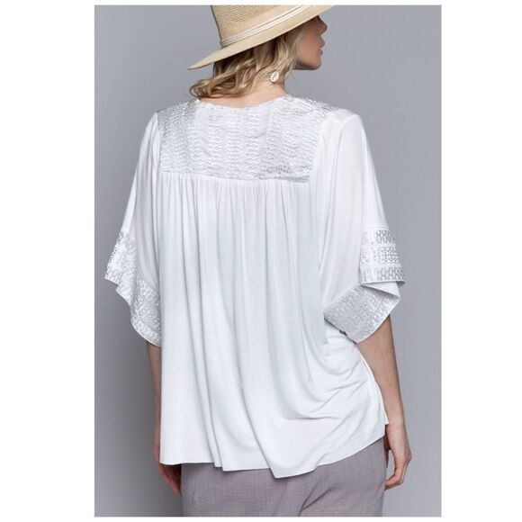 𝅺OFF White oversized knit Kimono with embroidery - Picture 6 of 11